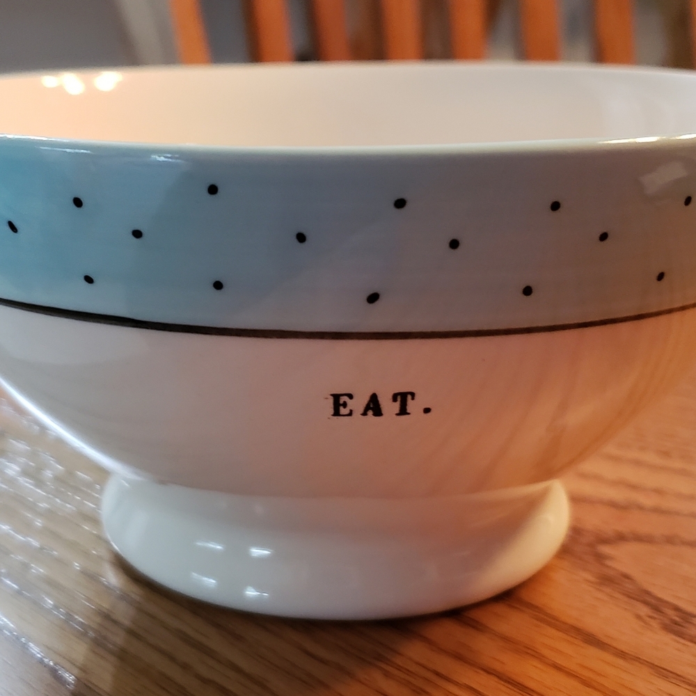 Rae dunn set of bowls